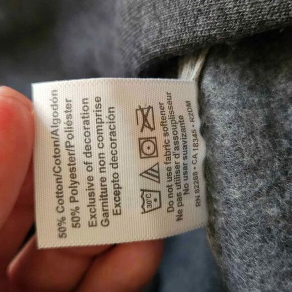 Mohawk College Hoodie - Unisex Large - Picture 5 of 5